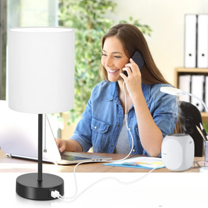 Moderne Nachttischlampe mit USB-Ladefunktion – LED Tischlampe mit Stoffschirm für Schlafzimmer & Wohnzimmer