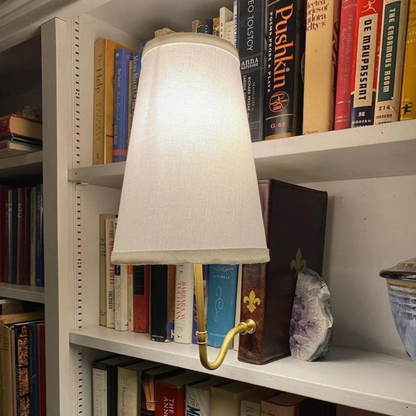 Vintage Buch-Tischlampe mit warmweißem Licht – Retro Designlampe für Wohnzimmer, Büro & Bibliothek