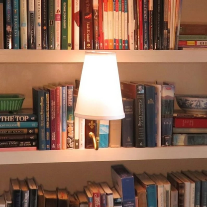 Vintage Buch-Tischlampe mit warmweißem Licht – Retro Designlampe für Wohnzimmer, Büro & Bibliothek