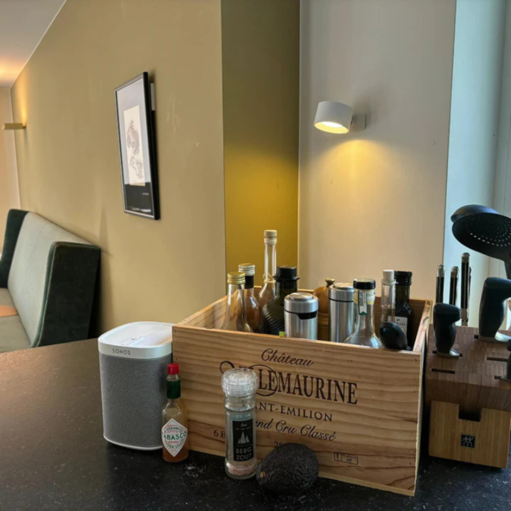 Kabellose LED Wandleuchte – Wiederaufladbar, Dimmbar, 360° Drehbar, Magnetische Wandlampe für Innenräume