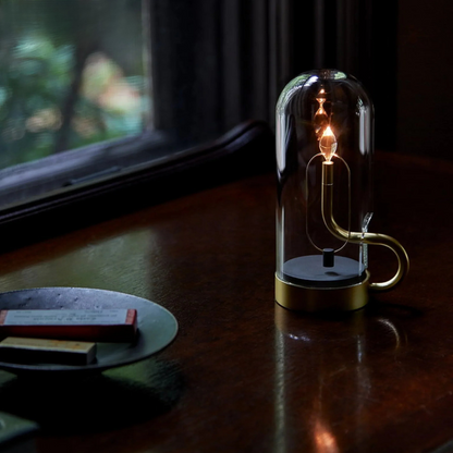 Moderne Glas-Tischlampe mit LED – Designer Dekolampe für Wohnzimmer & Schlafzimmer