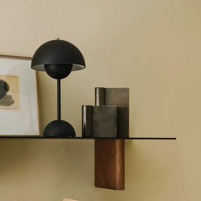 Retro Designer Tischlampe – LED Innenbeleuchtung für Wohnzimmer, Schlafzimmer & Büro | Skandinavische Deko Lampe