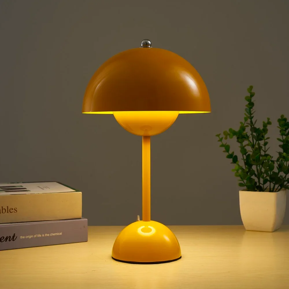 Retro Designer Tischlampe – LED Innenbeleuchtung für Wohnzimmer, Schlafzimmer & Büro | Skandinavische Deko Lampe