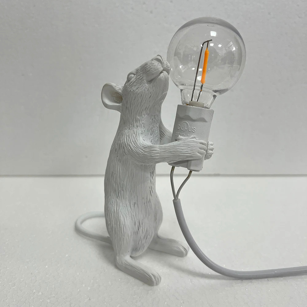 Mäuse Lampe Design – Moderne Tischlampe mit Mausfigur | Dekolampe für Wohnzimmer & Büro