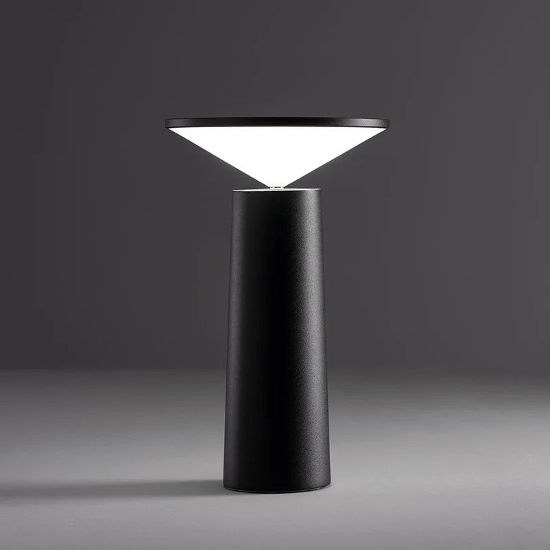 Dimmbare LED Tischlampe mit Touch – Design Nachttischlampe mit 3 Lichtfarben und USB-Anschluss