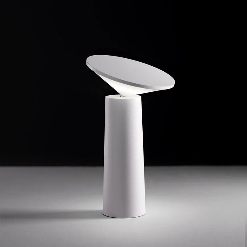 Dimmbare LED Tischlampe mit Touch – Design Nachttischlampe mit 3 Lichtfarben und USB-Anschluss