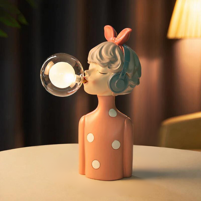 Kreative Mädchen Tischlampe – LED Dekolampe Figur für Wohnzimmer & Schlafzimmer | Design Nachttischlampe Geschenkidee