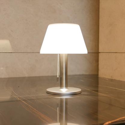 Moderne LED Tischlampe – Dimmbar & Energiesparend – Elegante Nachttischlampe für Wohnzimmer, Schlafzimmer & Büro