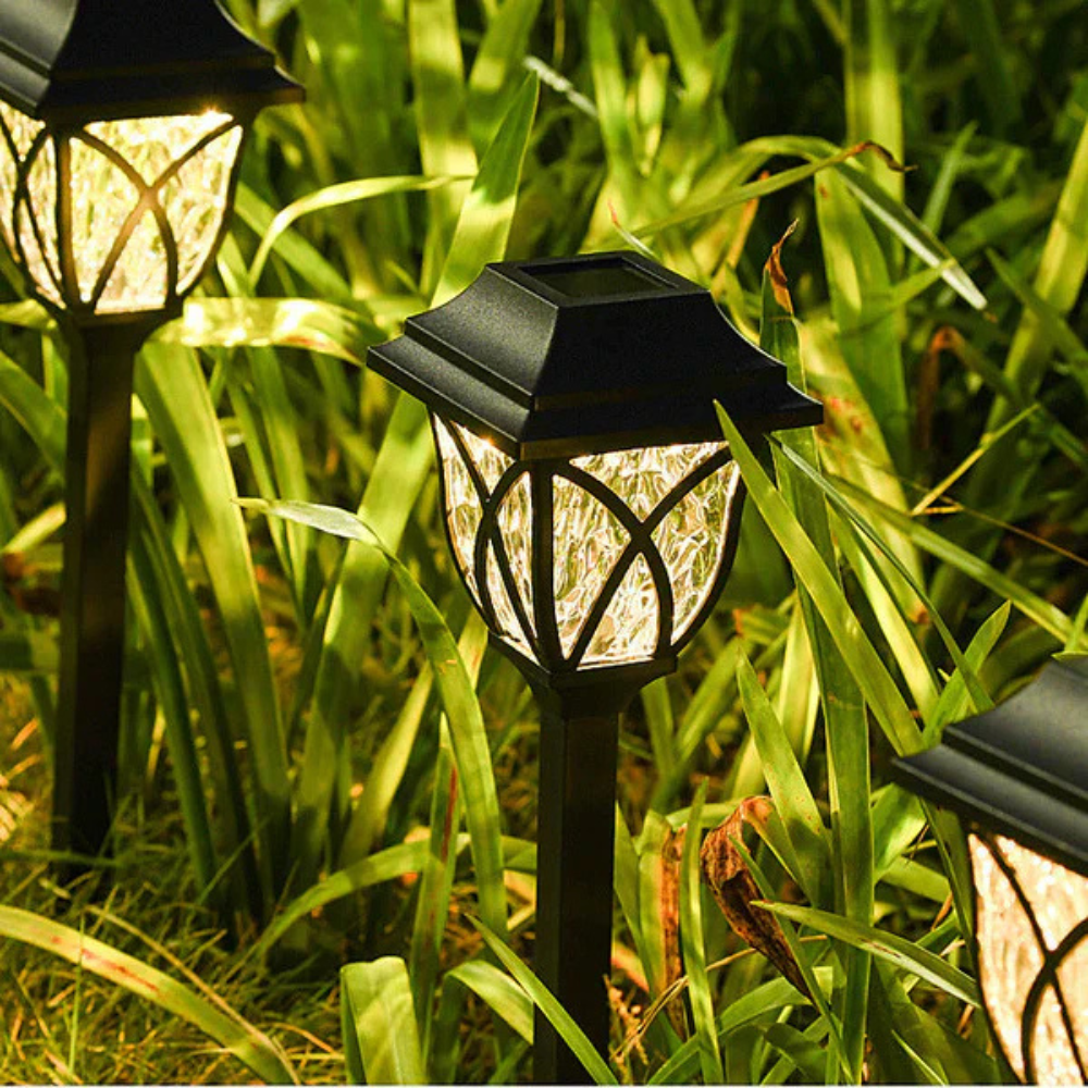 Solar Gartenleuchte LED Warmweiß – Wasserdichte Solar Wegeleuchte mit Erdspieß für Außen | Garten, Terrasse & Wegebeleuchtung