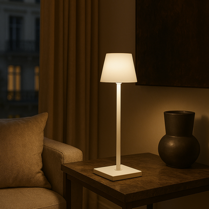 Kabellose LED Akku Tischlampe – Dimmbare Designleuchte für Innen- & Außenbereiche