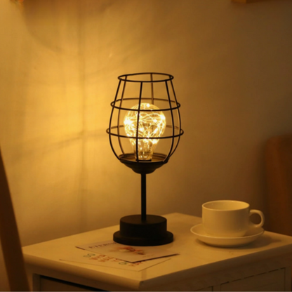 LED Tischlampe im Vintage Design – Deko Lampe aus Metall für Wohnzimmer & Schlafzimmer – Warmweißes Stimmungslicht