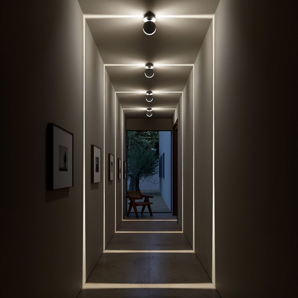 Schwenkbare LED Wandleuchte – Moderne Design-Wandlampe mit indirektem Licht für Flur & Wohnzimmer